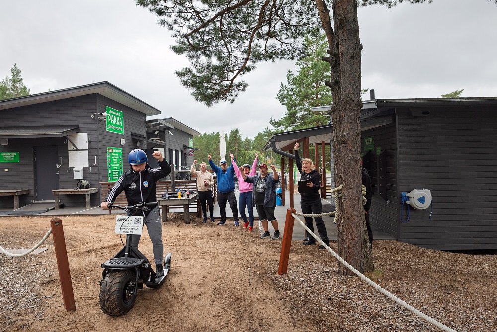 Pakka Games Skick-sähkökelkka